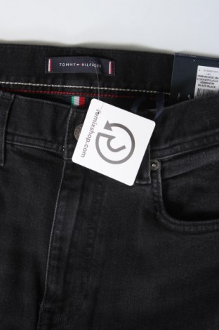 Męskie jeansy Tommy Hilfiger, Rozmiar S, Kolor Czarny, Cena 636,79 zł