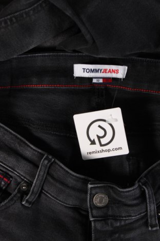 Ανδρικό τζίν Tommy Jeans, Μέγεθος M, Χρώμα Γκρί, Τιμή 37,49 €