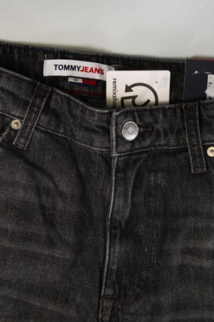 Herren Jeans Tommy Jeans, Größe M, Farbe Grau, Preis € 82,99