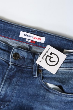 Męskie jeansy Tommy Jeans, Rozmiar S, Kolor Niebieski, Cena 192,99 zł