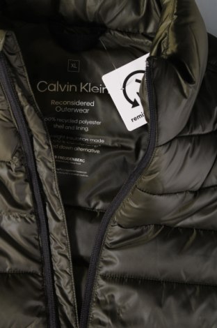 Herrenweste Calvin Klein, Größe XL, Farbe Grün, Preis € 151,99