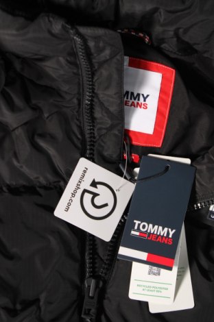 Мъжки елек Tommy Jeans, Размер XS, Цвят Черен, Цена 162,49 лв.