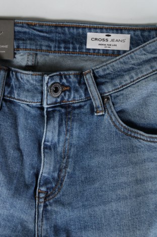 Férfi rövidnadrág Cross Jeans, Méret S, Szín Kék, Ár 3 599 Ft