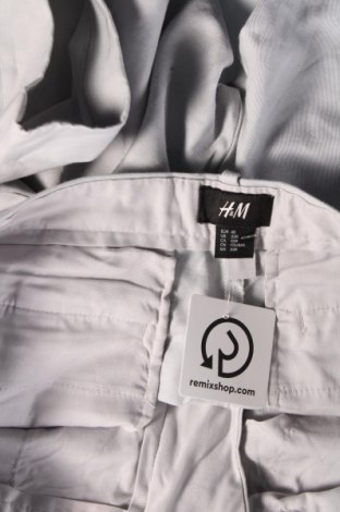 Pantaloni scurți de bărbați H&M, Mărime M, Culoare Gri, Preț 53,99 Lei