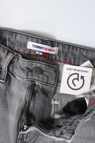 Pánske kraťasy  Tommy Jeans, Veľkosť S, Farba Sivá, Cena  21,95 €