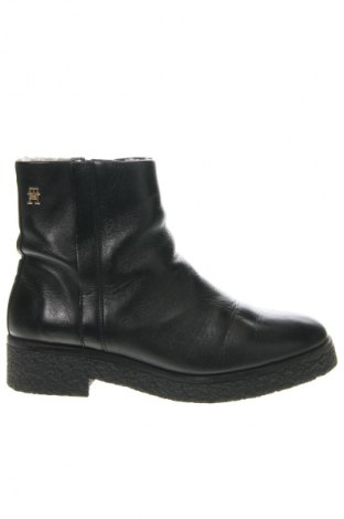 Încălțăminte bărbătească Tommy Hilfiger, Mărime 40, Culoare Negru, Preț 267,99 Lei