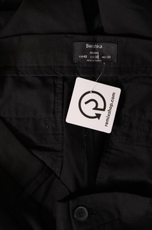 Pantaloni de bărbați Bershka, Mărime L, Culoare Negru, Preț 32,57 Lei