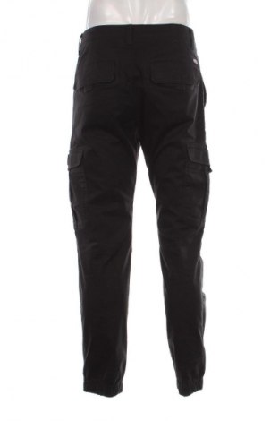 Pantaloni de bărbați Tommy Jeans, Mărime M, Culoare Negru, Preț 222,99 Lei