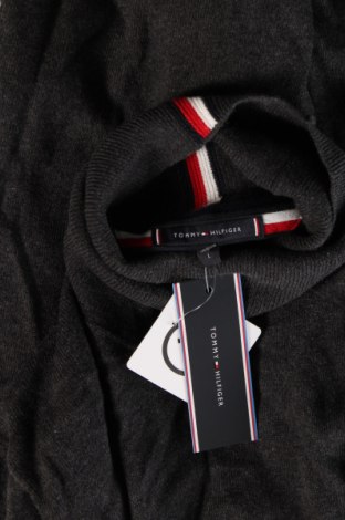 Pánský svetr  Tommy Hilfiger, Velikost L, Barva Šedá, Cena  3 449,00 Kč