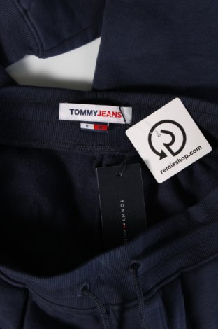 Мъжко спортно долнище Tommy Jeans, Размер M, Цвят Син, Цена 91,49 лв.