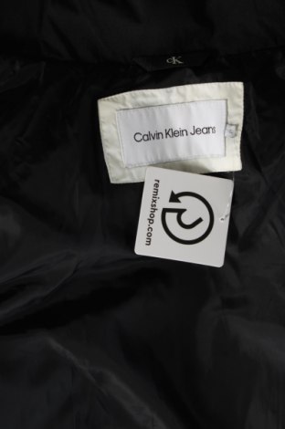 Мъжко яке Calvin Klein Jeans, Размер L, Цвят Бял, Цена 157,49 лв.