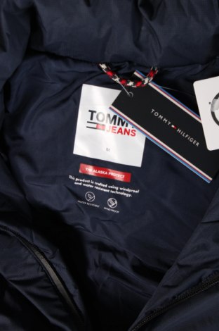 Ανδρικό μπουφάν Tommy Jeans, Μέγεθος M, Χρώμα Μπλέ, Τιμή 256,99 €