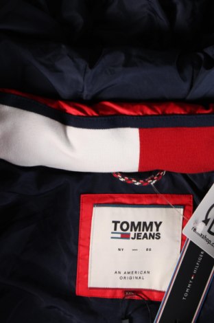 Geacă de bărbati Tommy Jeans, Mărime XXL, Culoare Roșu, Preț 819,99 Lei