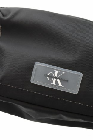 Kosmetiktasche Calvin Klein Jeans, Farbe Schwarz, Preis 27,29 €