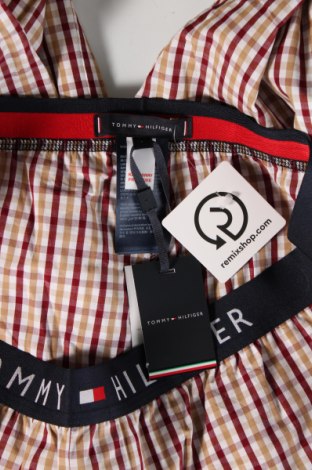 Piżama
 Tommy Hilfiger, Rozmiar L, Kolor Kolorowy, Cena 206,99 zł