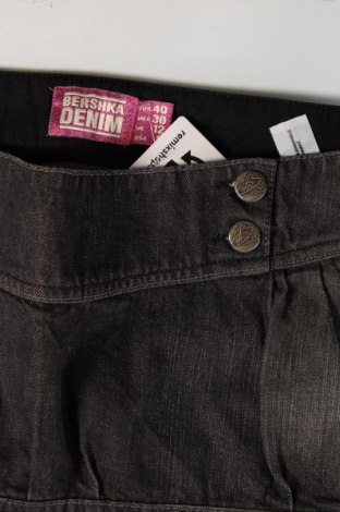 Sukňa Bershka, Veľkosť M, Farba Sivá, Cena  2,45 €