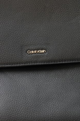 Раница Calvin Klein, Цвят Черен, Цена 128,79 лв.