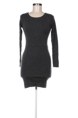 Kleid, Größe XS, Farbe Grau, Preis € 2,99