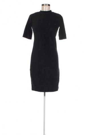 Kleid, Größe M, Farbe Schwarz, Preis € 5,99