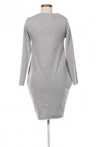 Kleid, Größe S, Farbe Grau, Preis € 5,99