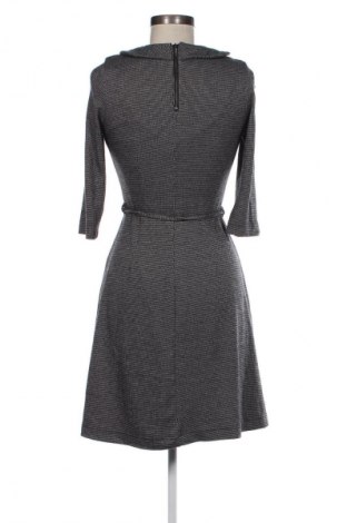 Kleid, Größe XS, Farbe Mehrfarbig, Preis € 6,49