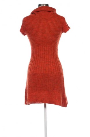 Kleid, Größe M, Farbe Orange, Preis € 5,99