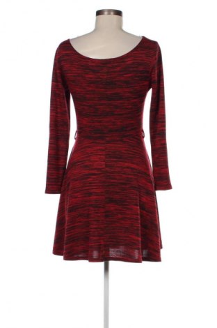 Kleid Atmosphere, Größe M, Farbe Rot, Preis € 20,18