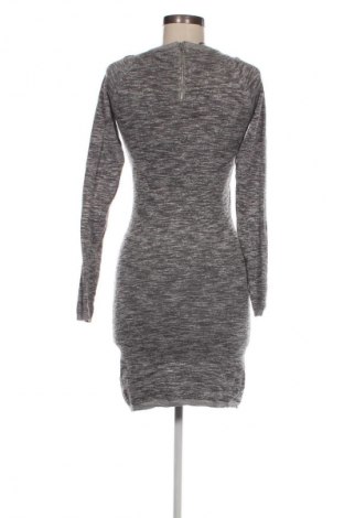 Kleid Atmosphere, Größe M, Farbe Mehrfarbig, Preis 7,49 €