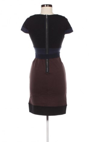 Kleid BCBG Max Azria, Größe M, Farbe Mehrfarbig, Preis 25,99 €