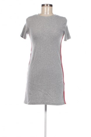Kleid Bershka, Größe S, Farbe Grau, Preis 11,10 €