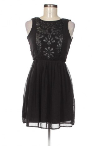 Kleid Bershka, Größe XS, Farbe Schwarz, Preis 5,49 €