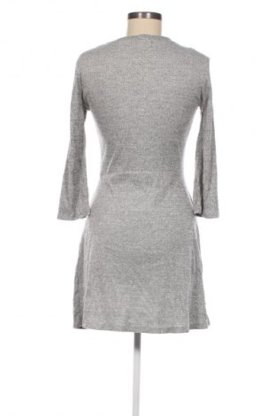 Kleid Bershka, Größe M, Farbe Grau, Preis € 6,49