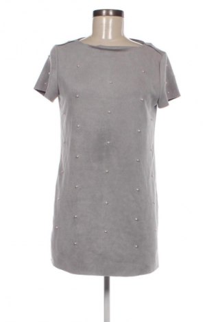 Kleid Chic Et Jeune, Größe M, Farbe Grau, Preis 6,49 €