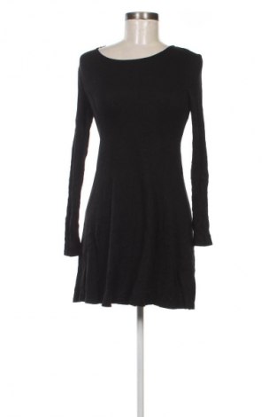 Kleid Forever 21, Größe S, Farbe Schwarz, Preis 5,49 €