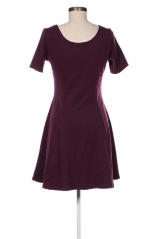 Kleid H&M, Größe M, Farbe Lila, Preis 5,49 €