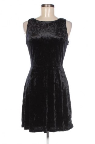 Rochie H&M Divided, Mărime M, Culoare Negru, Preț 23,99 Lei