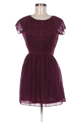 Kleid H&M Divided, Größe S, Farbe Lila, Preis 8,59 €