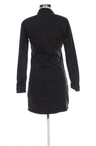 Kleid Jacqueline De Yong, Größe M, Farbe Grau, Preis 20,18 €