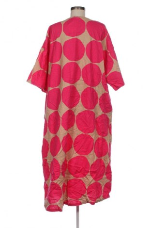 Рокля Uniqlo x Marimekko, Размер L, Цвят Розов, Цена 130,00 лв.