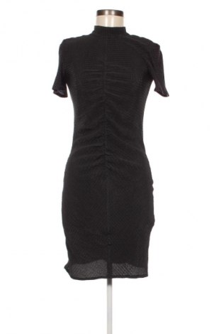 Kleid Noisy May, Größe M, Farbe Schwarz, Preis € 4,49