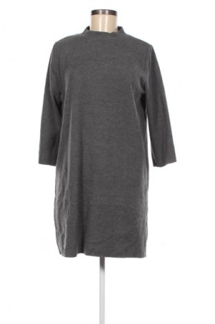 Kleid Pull&Bear, Größe L, Farbe Grau, Preis 6,99 €