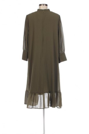 Kleid Saint Tropez, Größe L, Farbe Grün, Preis 37,99 €