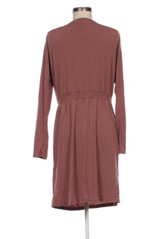 Kleid St-Martins, Größe L, Farbe Aschrosa, Preis € 3,99