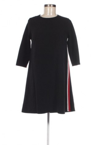 Kleid Stradivarius, Größe S, Farbe Schwarz, Preis 4,99 €