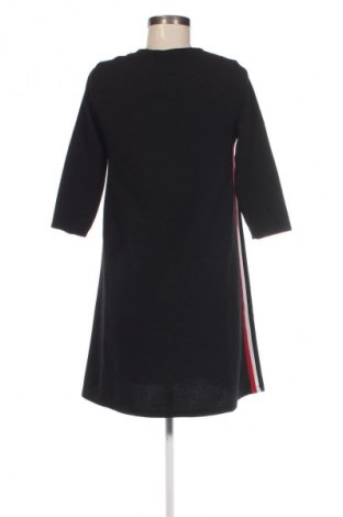 Kleid Stradivarius, Größe S, Farbe Schwarz, Preis 4,99 €