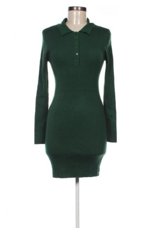 Rochie Stradivarius, Mărime M, Culoare Verde, Preț 33,99 Lei