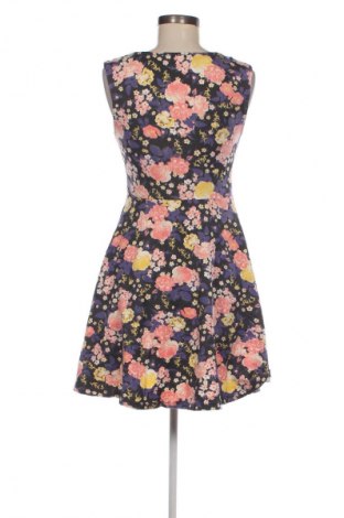 Rochie VILA, Mărime M, Culoare Multicolor, Preț 23,99 Lei