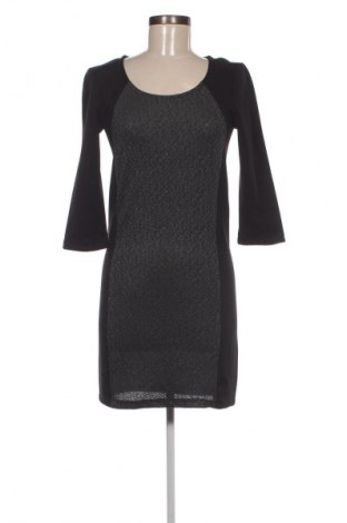 Kleid Vero Moda, Größe M, Farbe Mehrfarbig, Preis 5,99 €