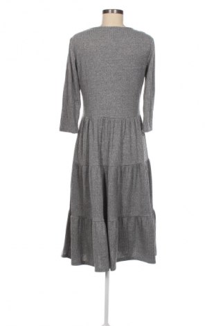 Kleid Yessica, Größe M, Farbe Grau, Preis € 7,49