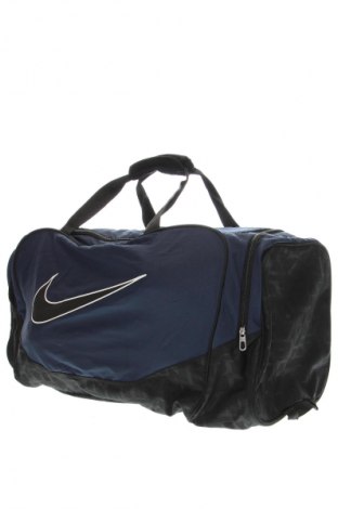 Große Tasche Nike, Farbe Blau, Preis 61,24 €